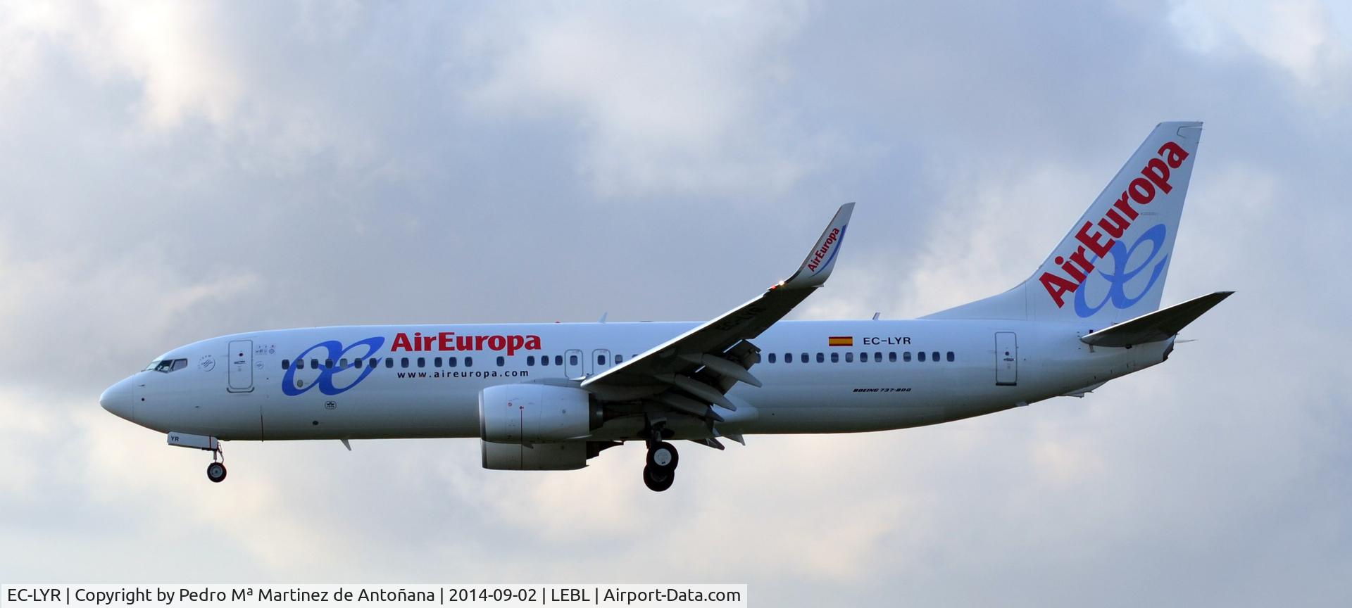 EC-LYR, 2013 Boeing 737-85P C/N 36595, El Prat - Barcelona