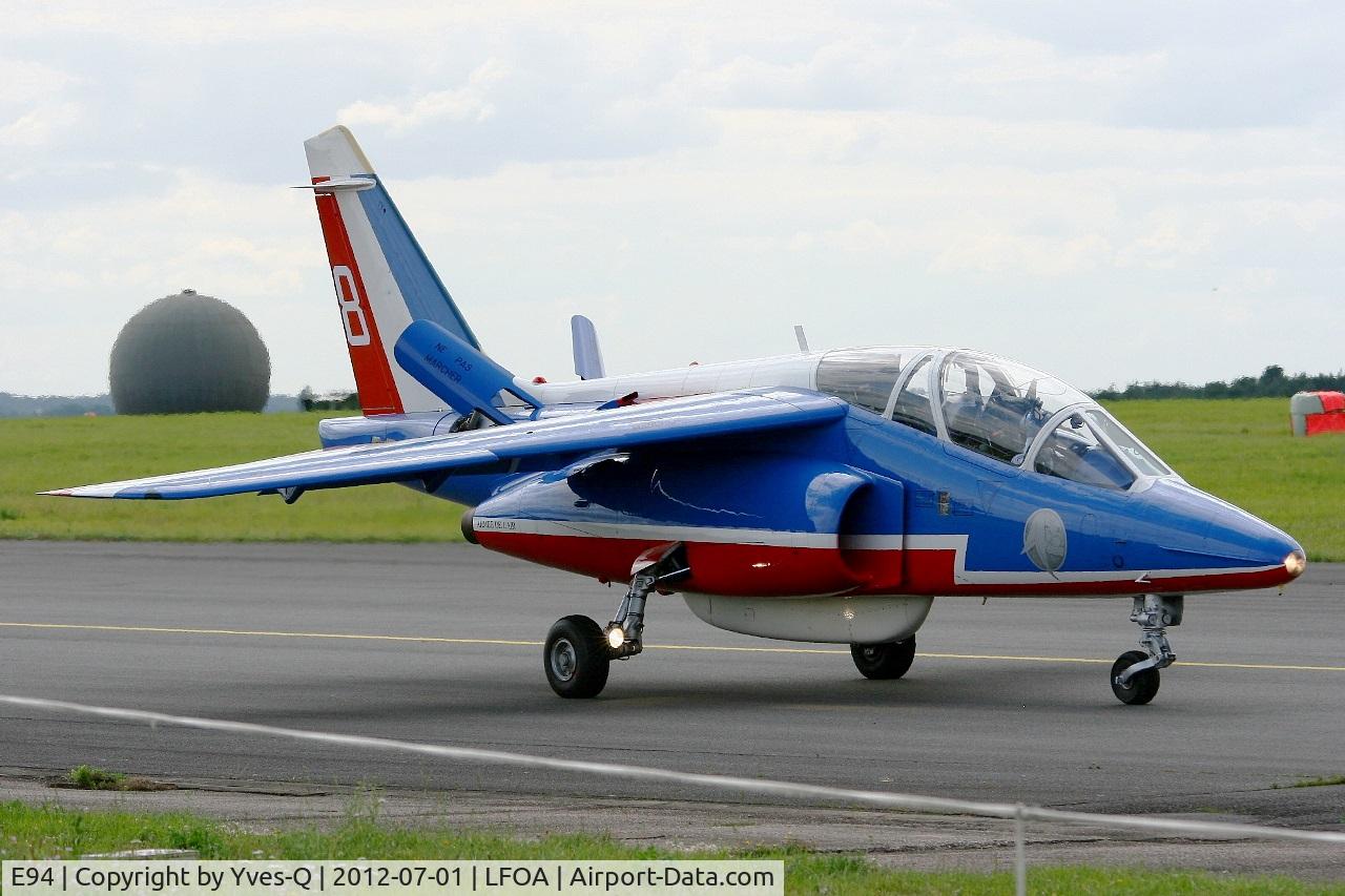 E94, Dassault-Dornier Alpha Jet E C/N E94, Dassault Dornier Alphajet (F-TERH), Athos 08 of Patrouille de France 2012, Avord Air Base 702 (LFOA) Open day 2012