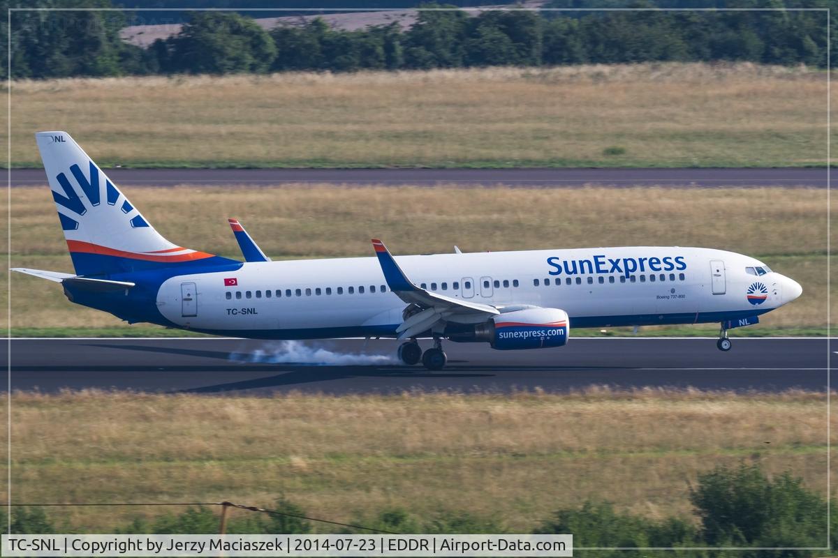 TC-SNL, 2005 Boeing 737-86N C/N 34251, Boeing 737-86N