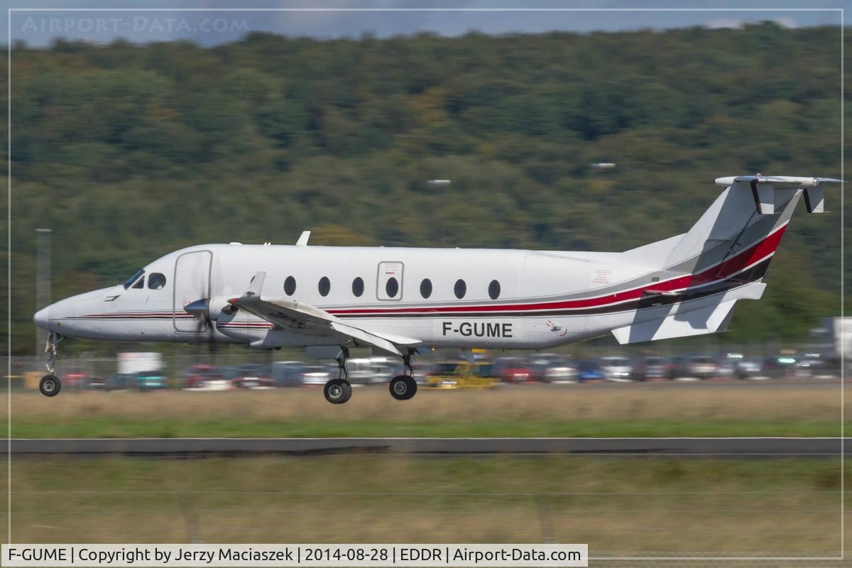 F-GUME, 1999 Beech 1900D C/N UE-371, Beech 1900D