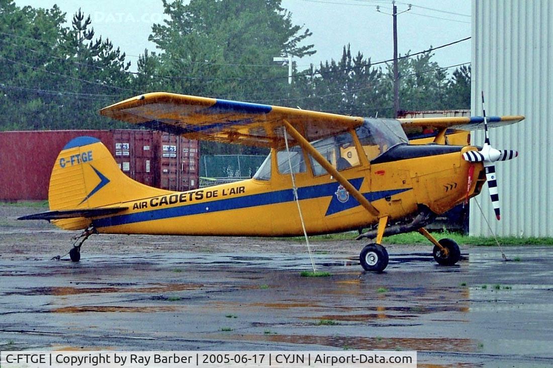 C-FTGE, 1953 Cessna 305A C/N 23477, Cessna L-19A Bird Dog [23477] (Royal Canadian Air Cadets / Air Cadets de L Air ) St. Jean~C 17/06/2005