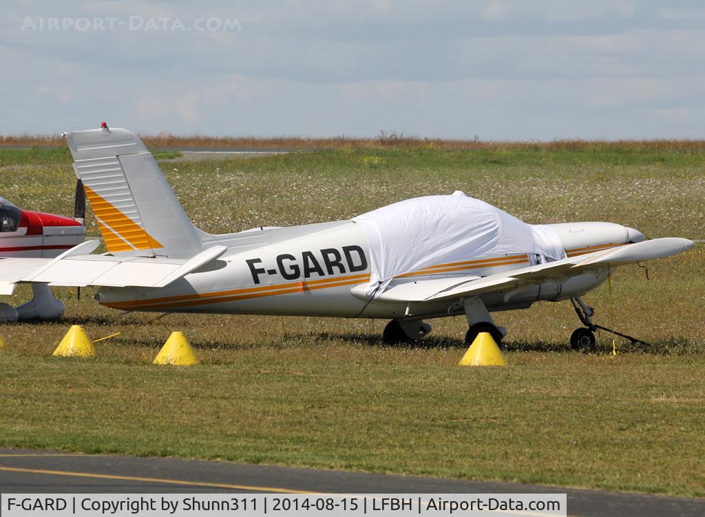 F-GARD, Socata MS-893E Rallye 180GT C/N 12960, Parked in the grass...
