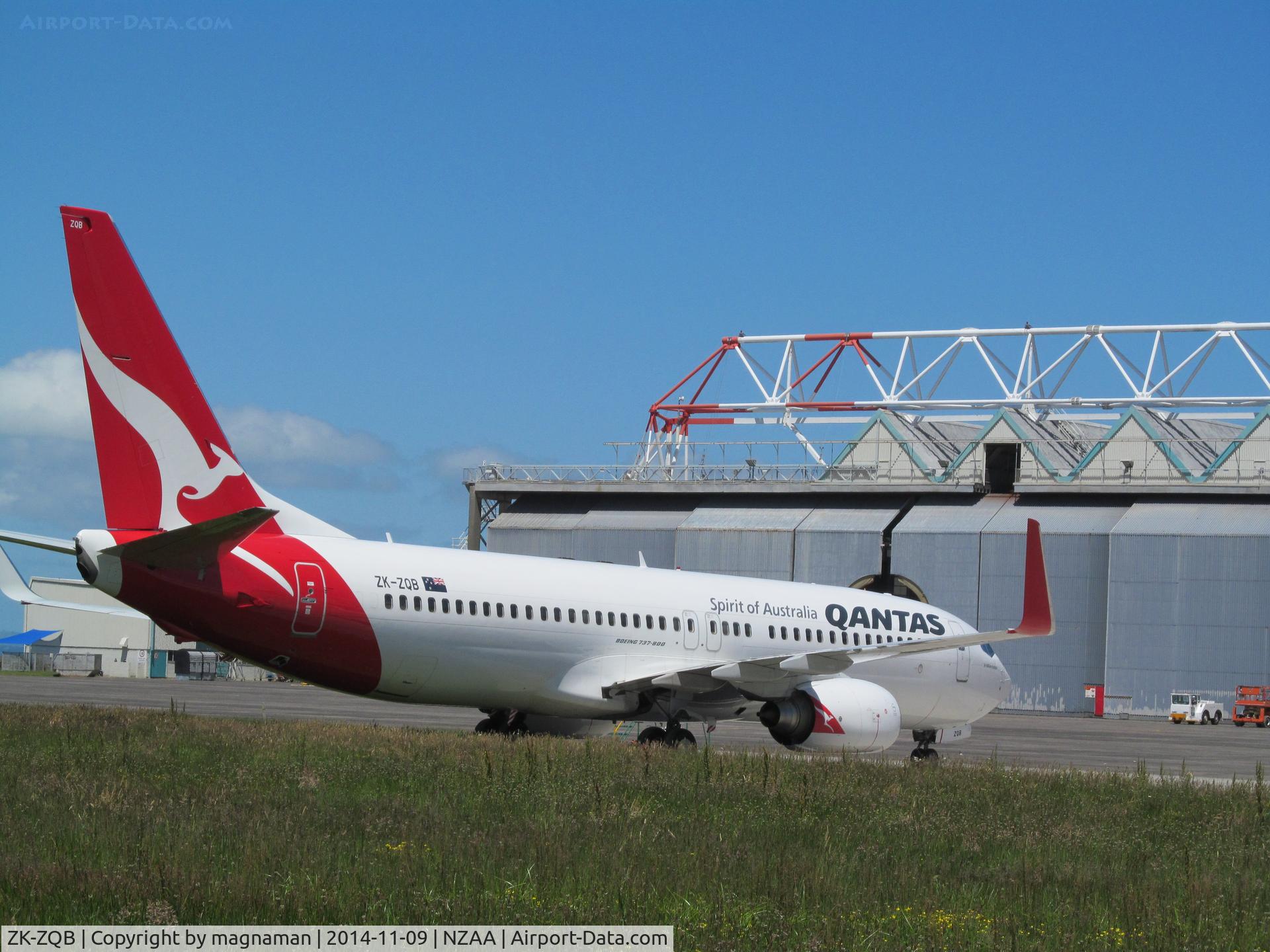 ZK-ZQB, 2009 Boeing 737-838 C/N 34201, In for quick check at Air NZ maintenance