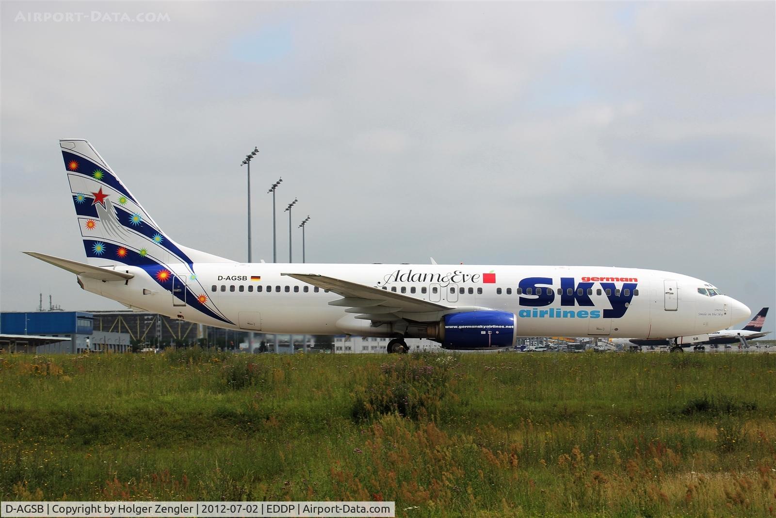 D-AGSB, 2000 Boeing 737-883 C/N 30194, On taxi to stand 134....