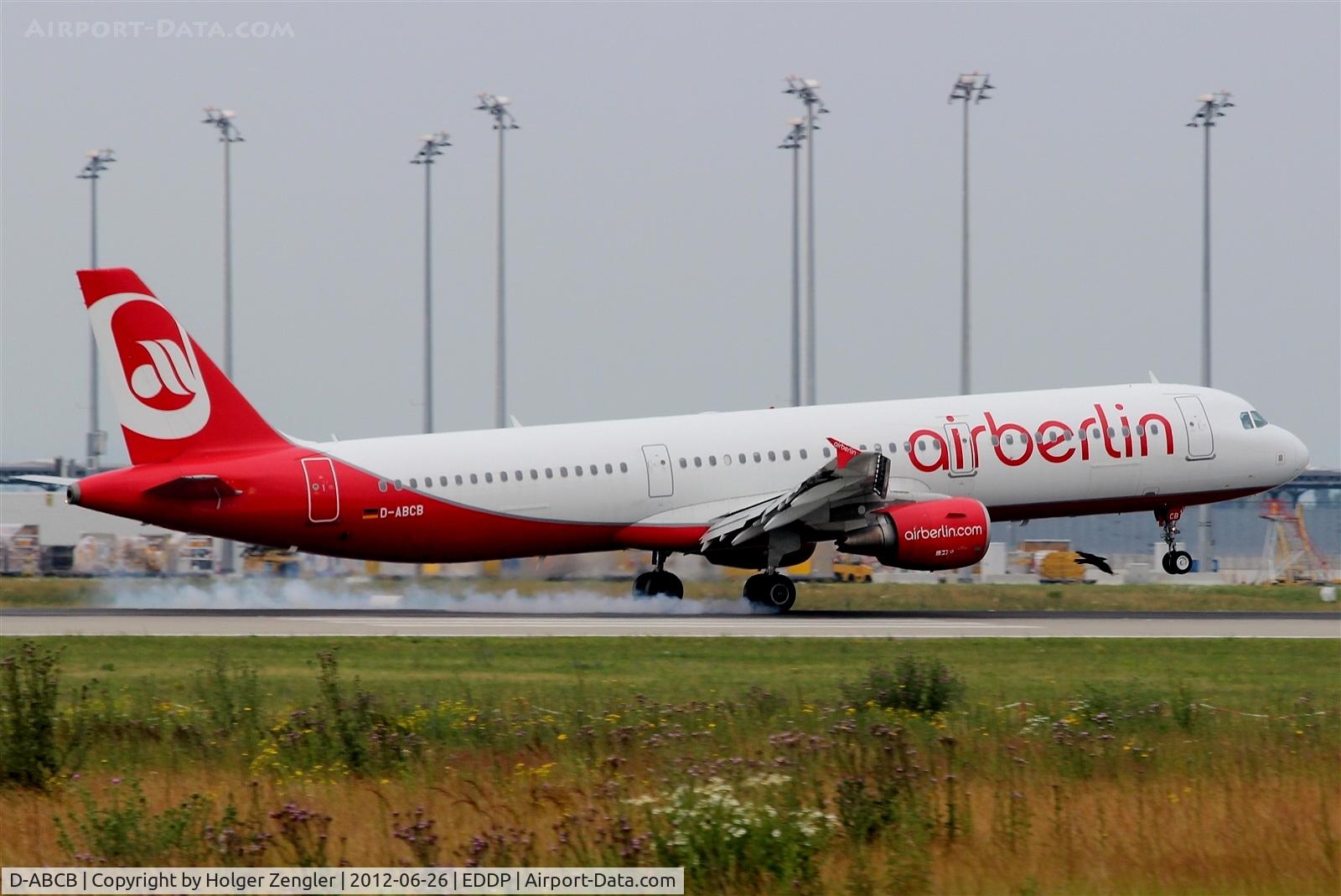 D-ABCB, 2008 Airbus A321-211 C/N 3749, The shuttle from Gran Canaria has landed....