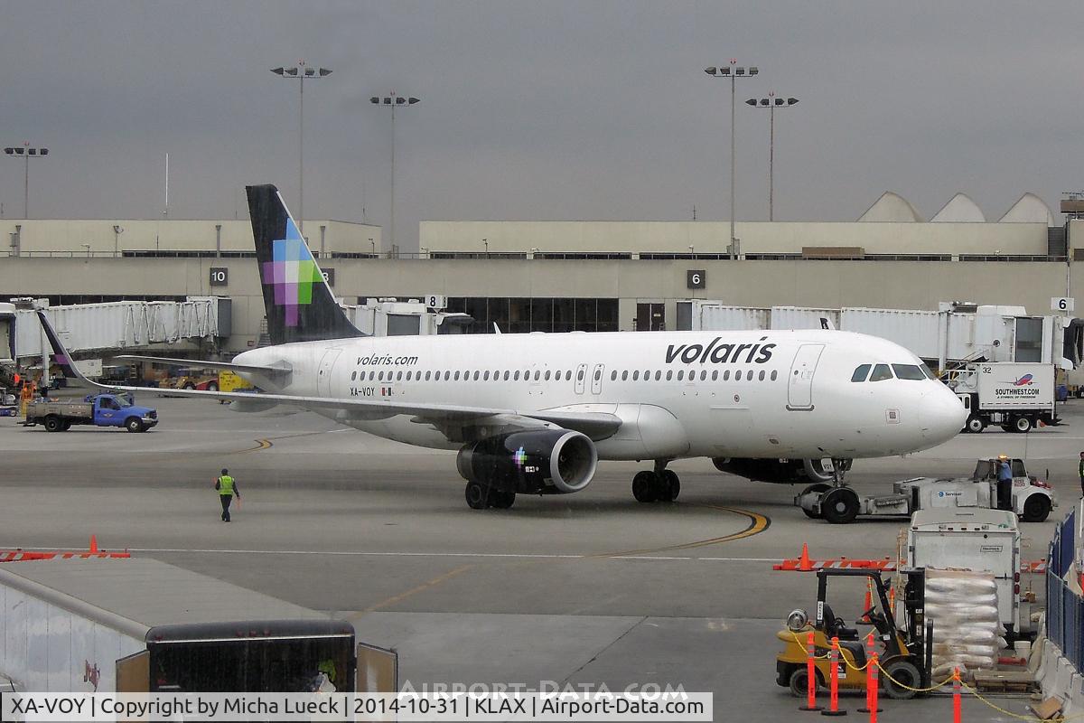 XA-VOY, 2013 Airbus A320-233 C/N 5793, At LAX