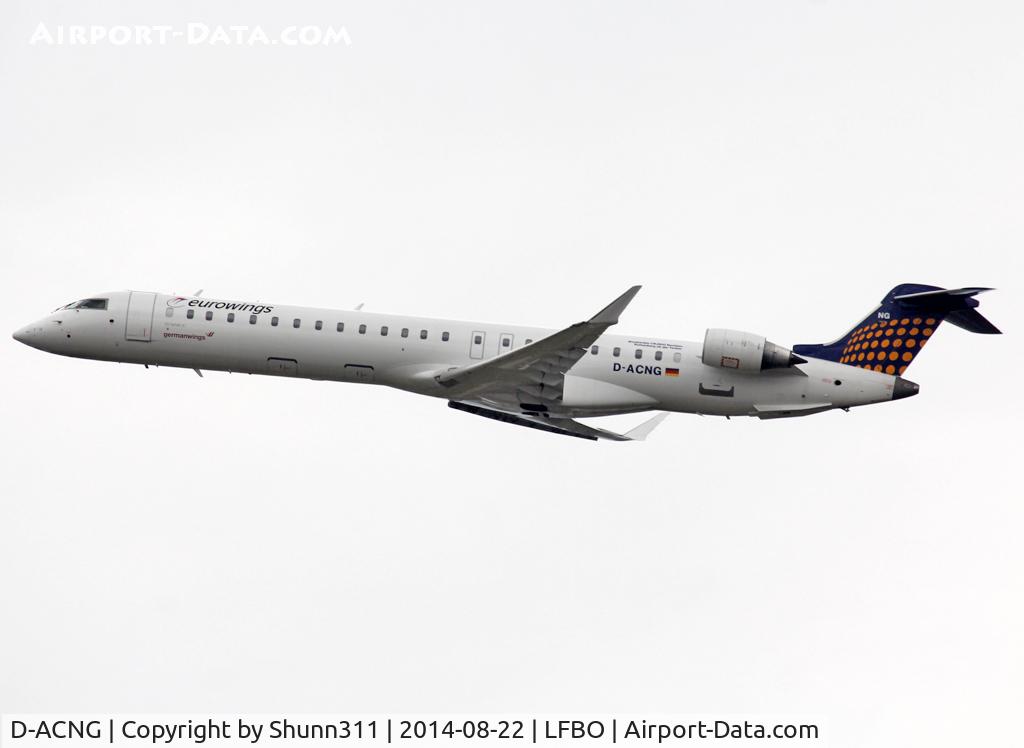 D-ACNG, 2009 Bombardier CRJ-900LR (CL-600-2D24) C/N 15245, Climbing after take off from rwy 32R