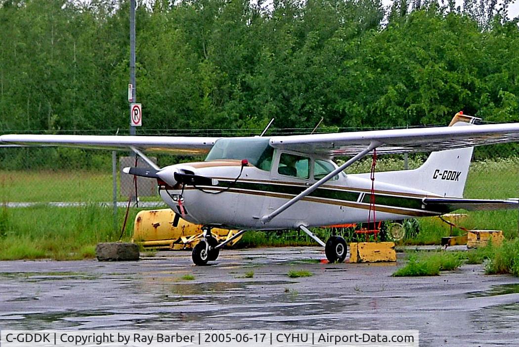 C-GDDK, 1975 Cessna 172M C/N 17266164, Cessna 172M Skyhawk [172-66164] St. Hubert~C 17/06/2005