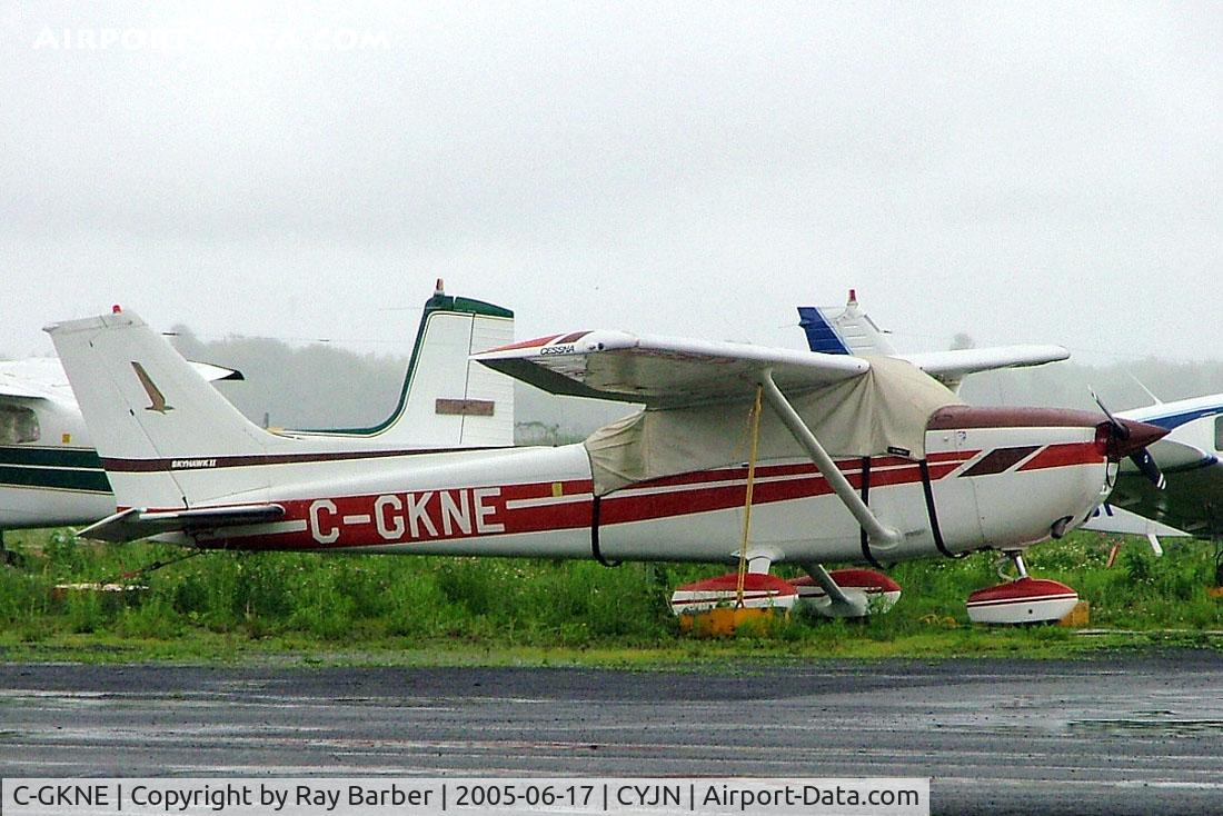 C-GKNE, 1979 Cessna 172N C/N 17272521, Cessna 172N Skyhawk [172-72521] St. Jean~C 17/06/2005