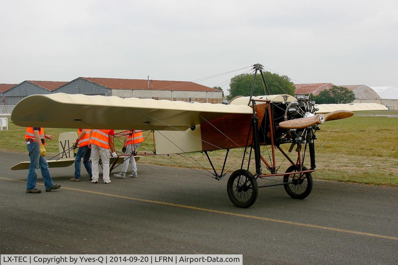 LX-TEC, Bleriot XI Replica C/N unknow, Bleriot XI Replica, Taxiing after display, Rennes-St Jacques airport (LFRN-RNS) Air show 2014