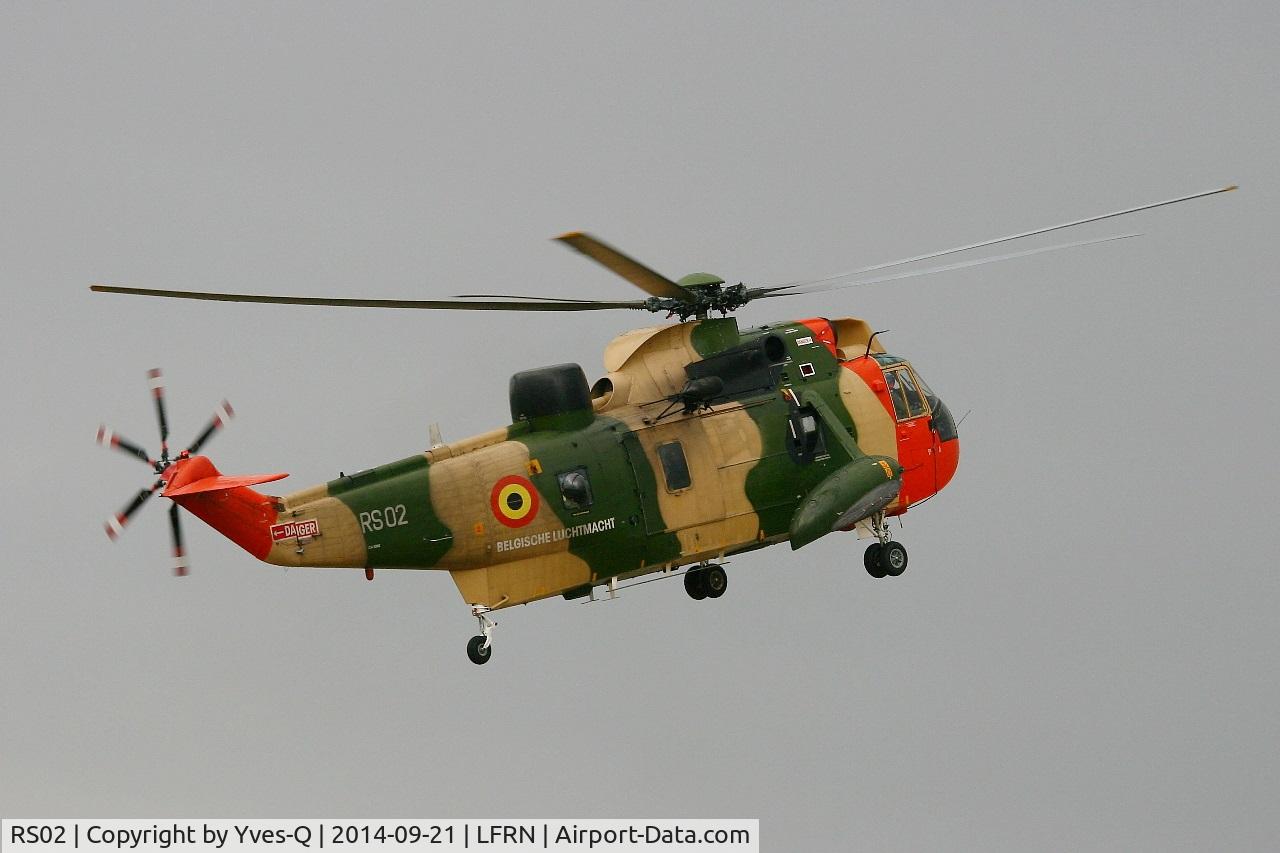 RS02, 1976 Westland Sea King Mk.48 C/N WA832, Belgian air force Westland Sea King Mk.48, Solo display, Rennes-St Jacques airport (LFRN-RNS) Air show 2014