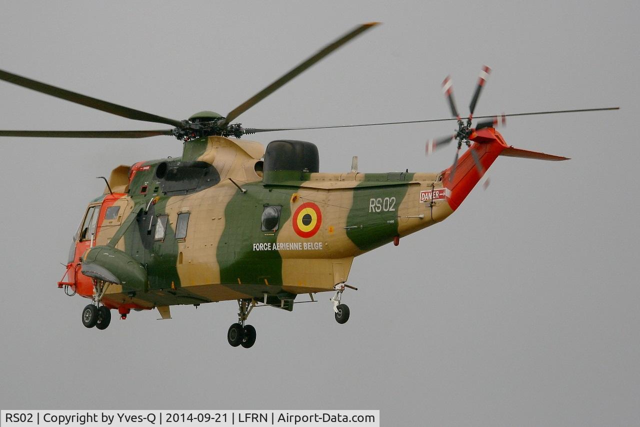 RS02, 1976 Westland Sea King Mk.48 C/N WA832, Belgian air force Westland Sea King Mk.48, Solo display, Rennes-St Jacques airport (LFRN-RNS) Air show 2014