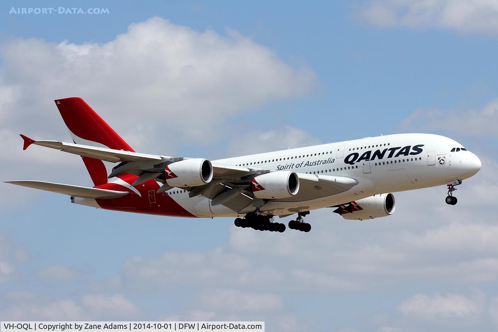 VH-OQL, 2011 Airbus A380-842 C/N 074, Landing at DFW Airport