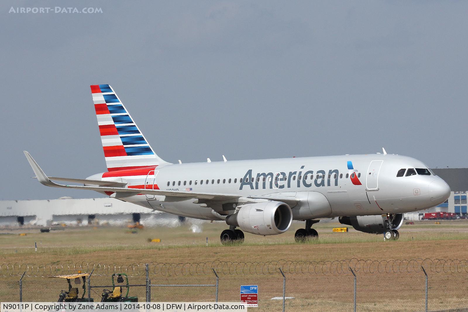 N9011P, 2013 Airbus A319-115 C/N 5798, At DFW Airport