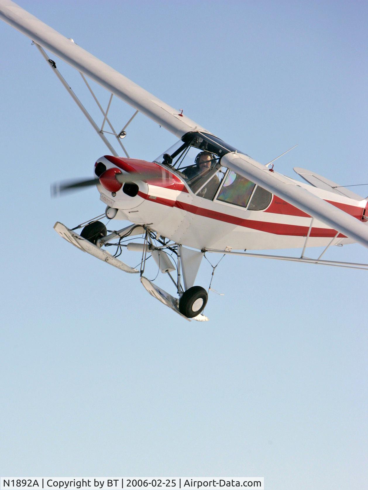 N1892A, 1952 Piper PA-18 C/N 18-1726, N1892A on hydraulic skis