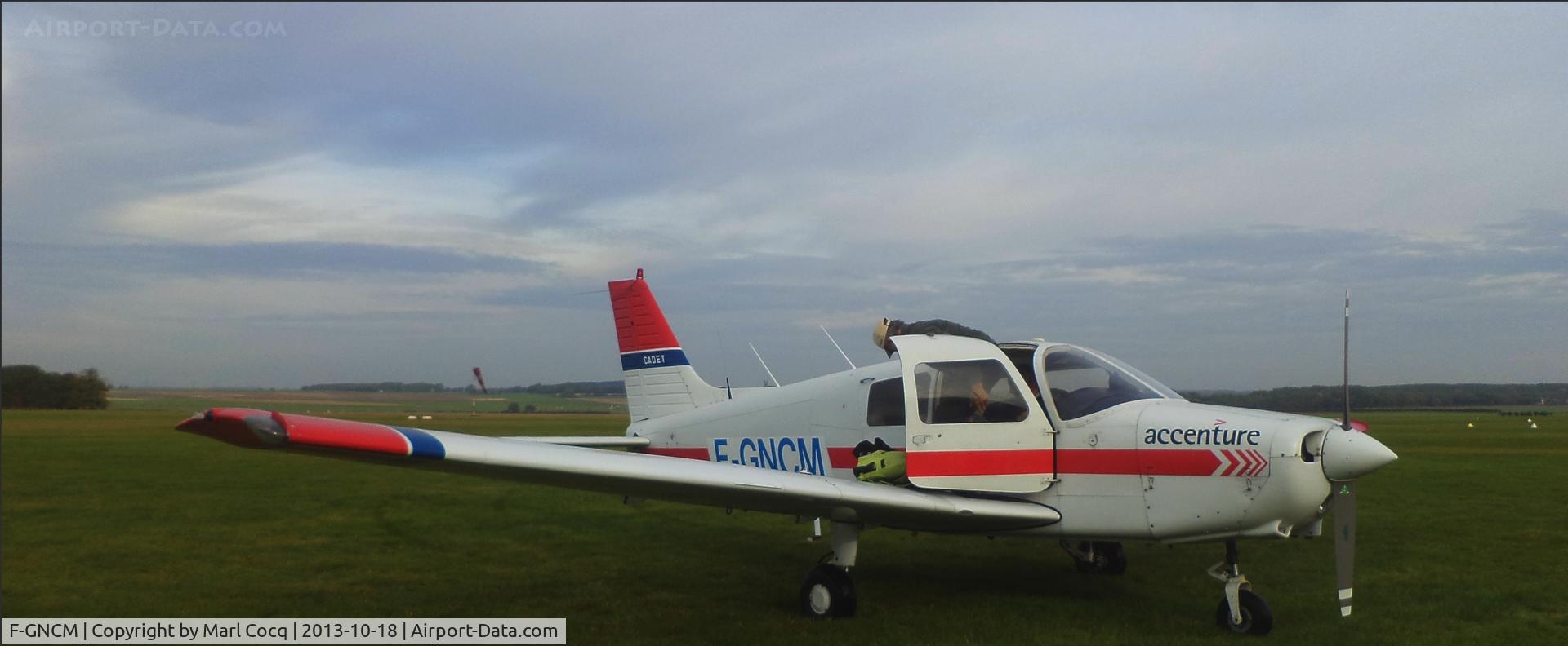 F-GNCM, Piper PA-28-161 Cadet C/N 28-41292, At Lens Airport