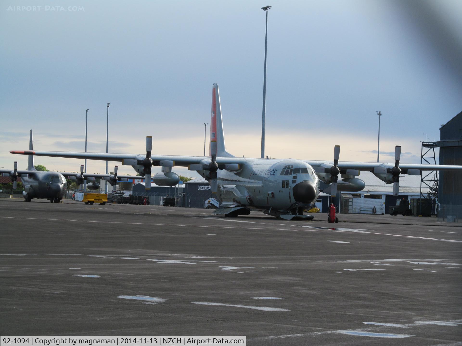 92-1094, 1992 Lockheed LC-130H Hercules C/N 382-5402, Shot through the fence from car hire car park.