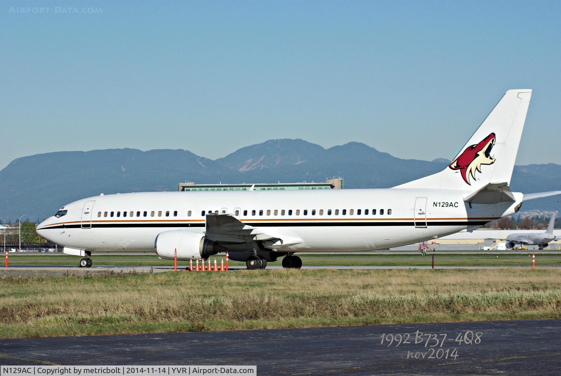 N129AC, 1992 Boeing 737-4Q8 C/N 26280, At YVR