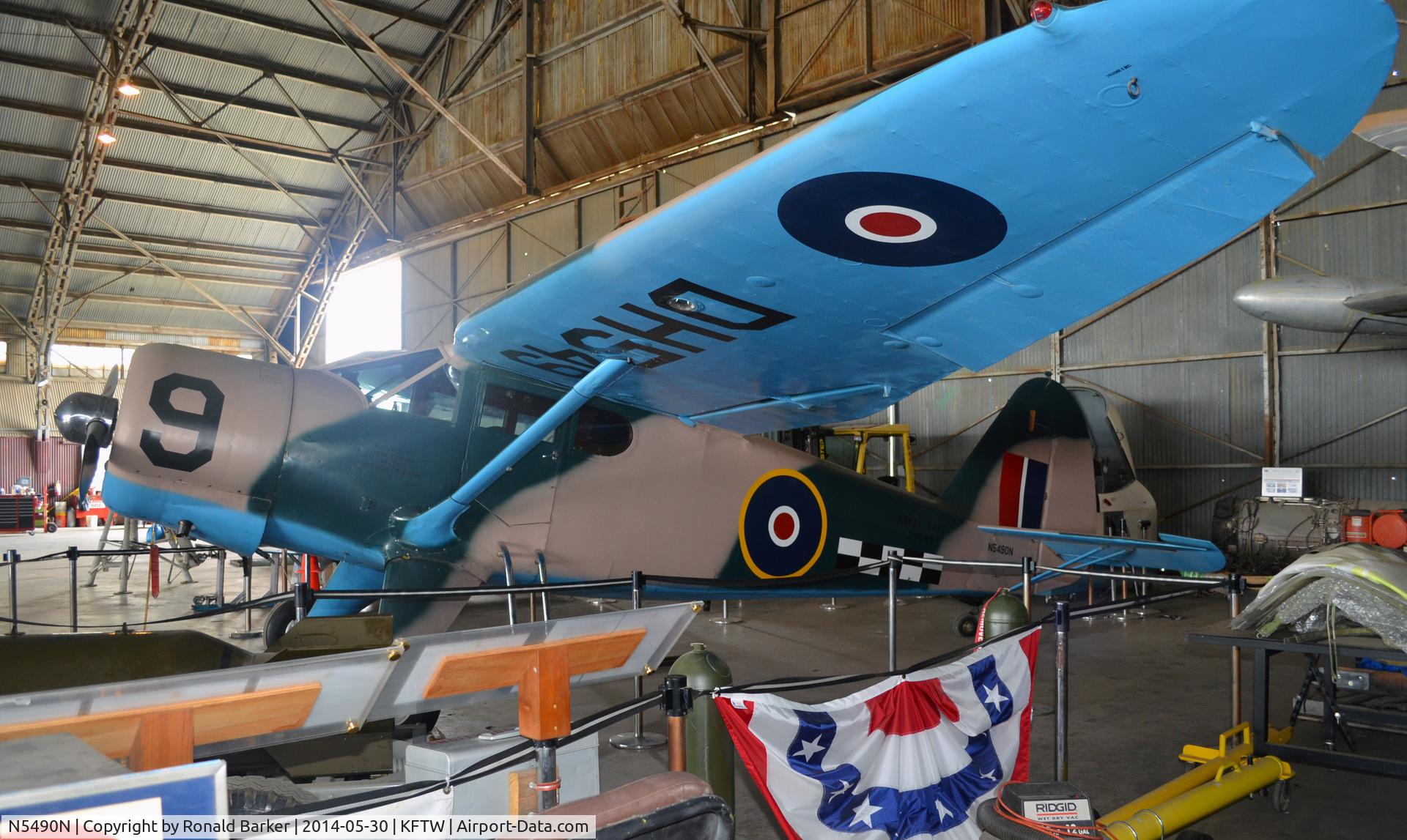 N5490N, 1944 Stinson V77 Reliant C/N 77-473, Vintage Flight Museum
