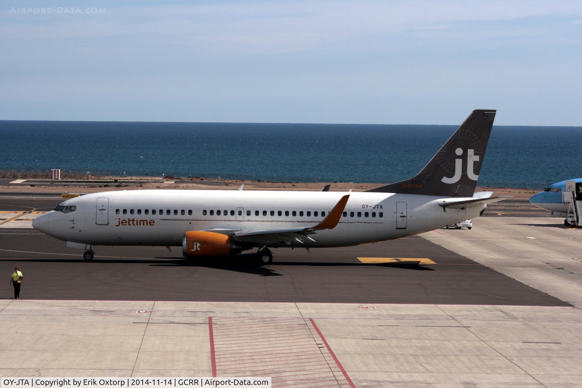 OY-JTA, 1987 Boeing 737-33A C/N 23631, OY-JTA in ACE