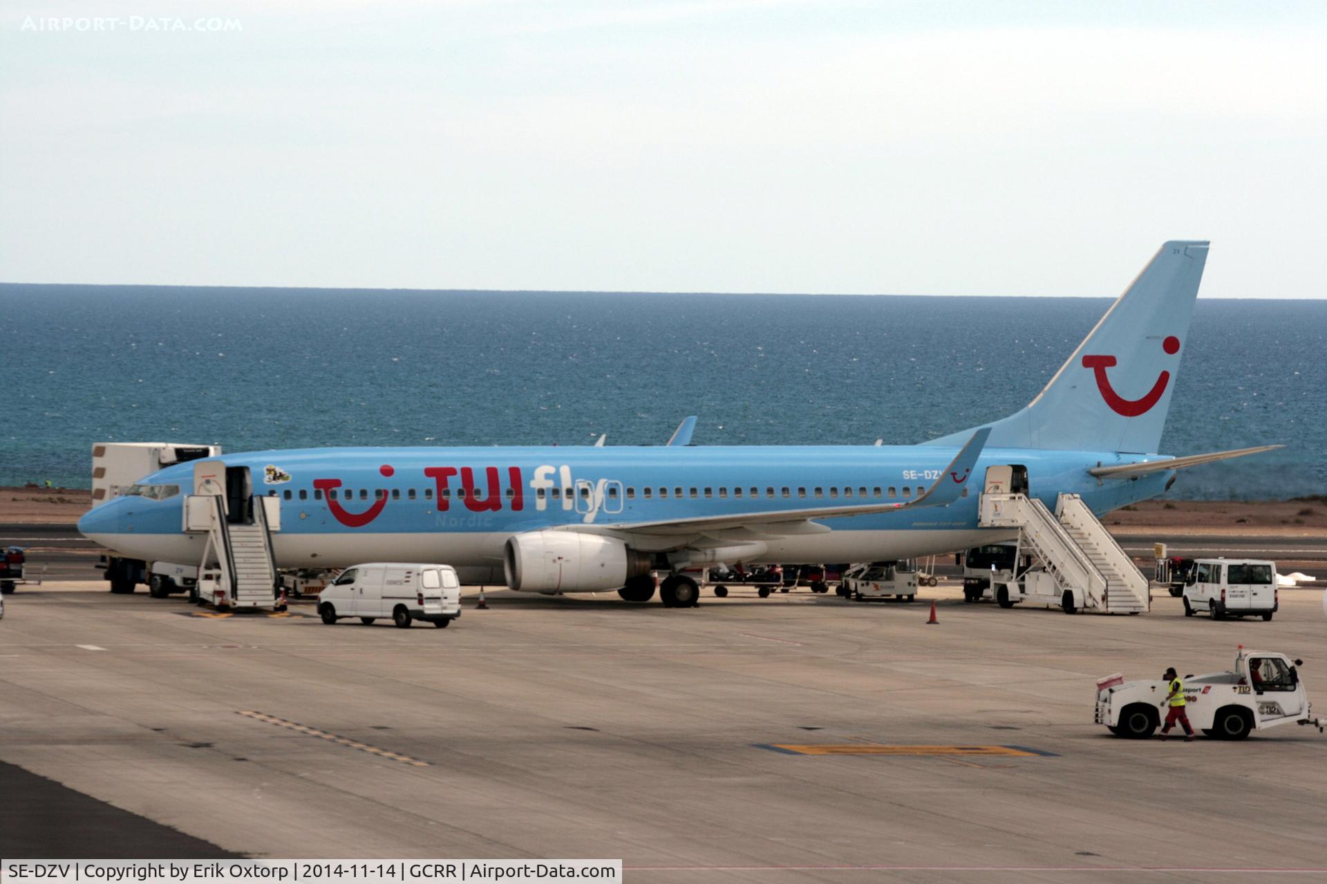 SE-DZV, 2003 Boeing 737-804 C/N 32904, SE-DZV in ACE