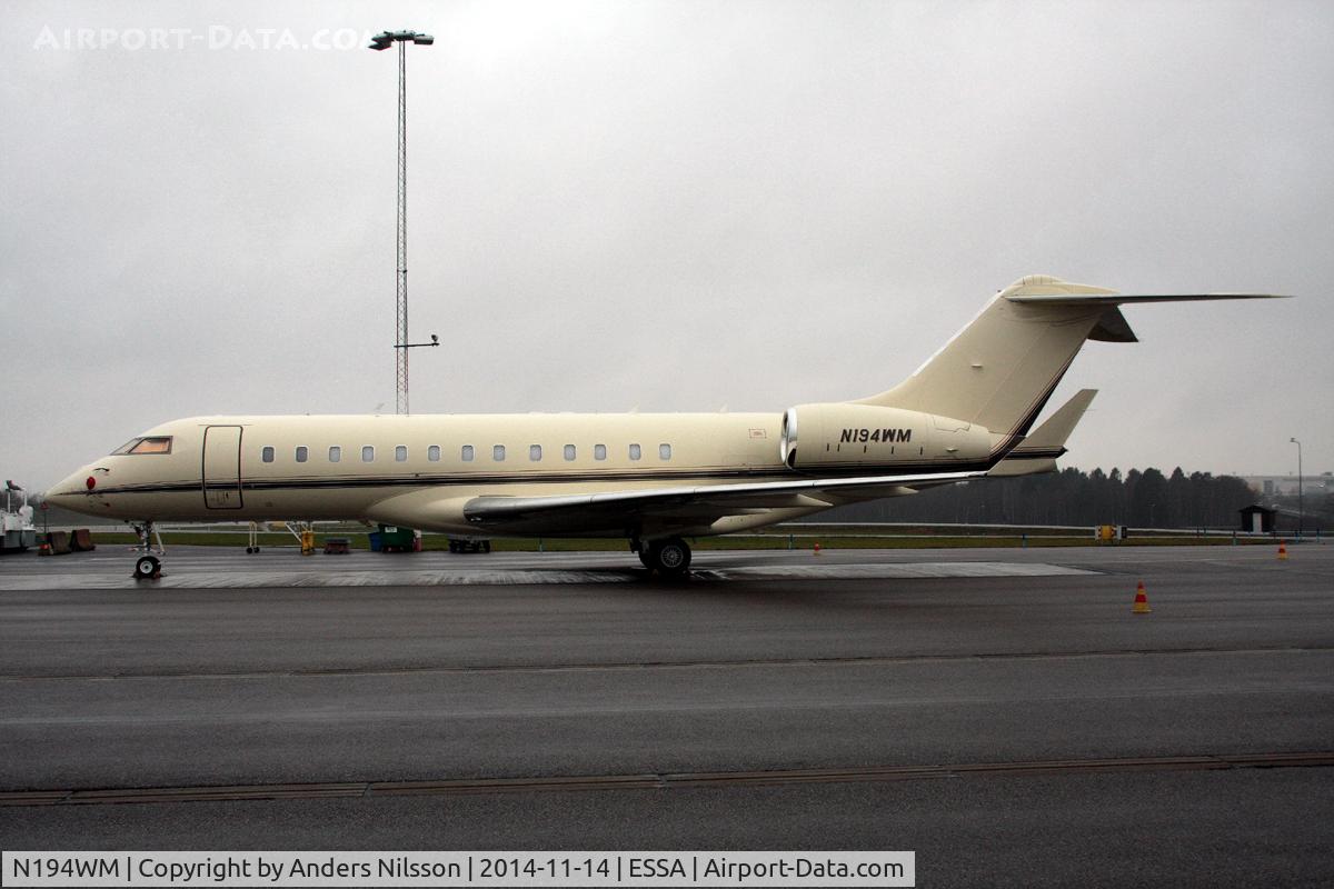 N194WM, 2008 Bombardier BD-700-1A10 Global Express C/N 9277, Parked at ramp M.