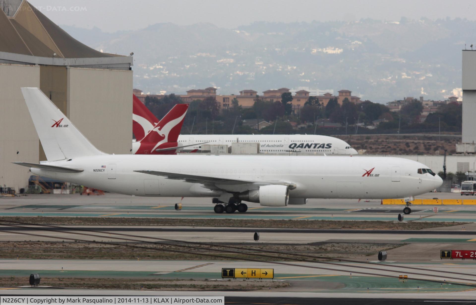 N226CY, 1992 Boeing 767-383/ER C/N 26544, Boeing 767-300ER