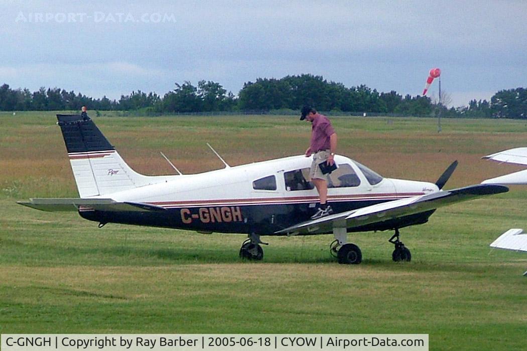 C-GNGH, 1974 Piper PA-28-151 C/N 287515264, Piper PA-28-151 Cherokee Warrior [28-7515264] Ottawa-Macdonald Cartier International~C 18/06/2005