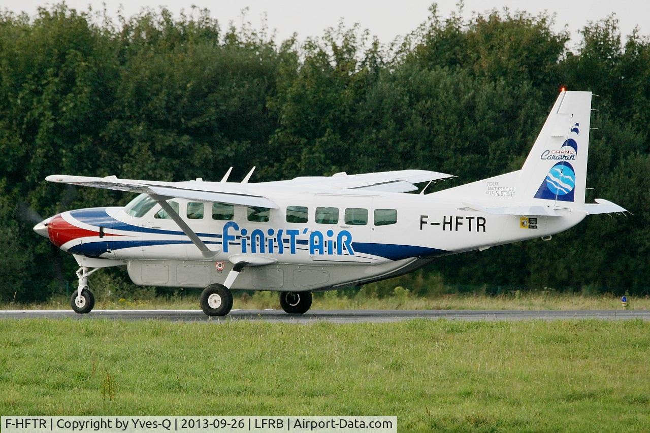 F-HFTR, 2008 Cessna 208B Grand Caravan C/N 208B-2041, Cessna 208B Grand Caravan, Take off rwy 25L, Brest-Bretagne airport (LFRB-BES)