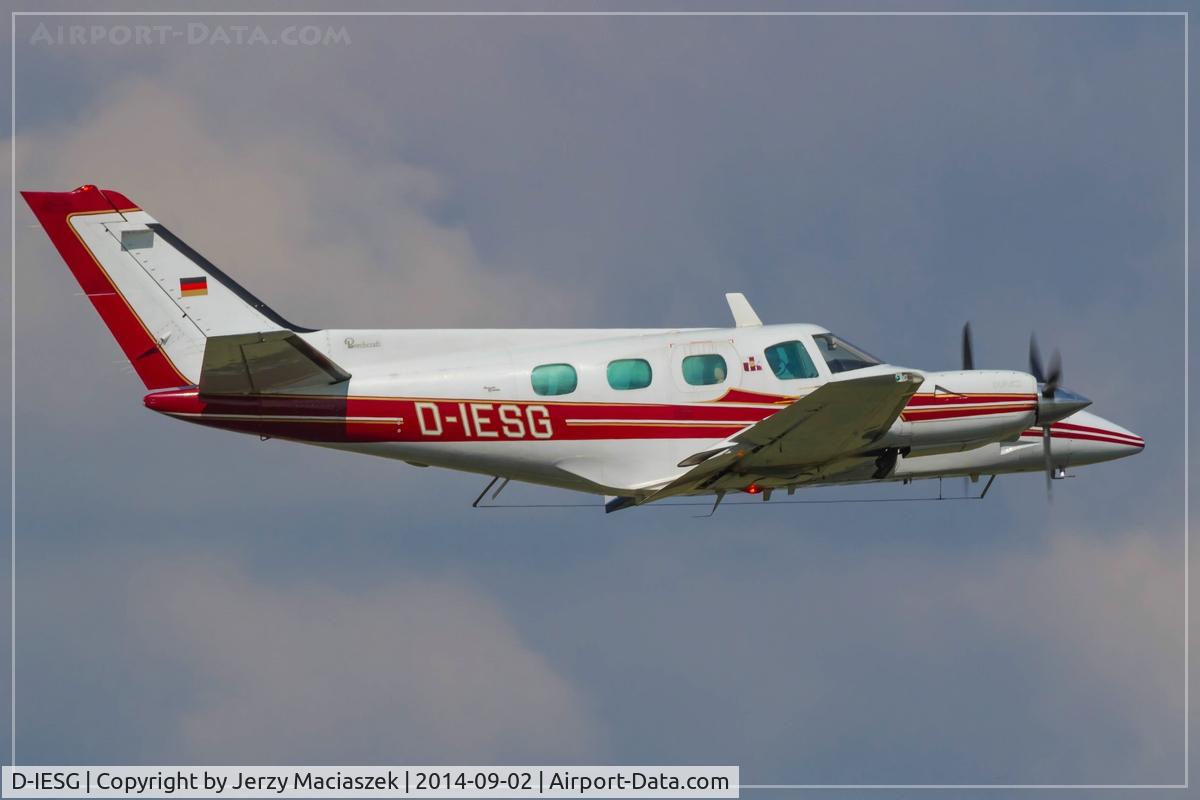 D-IESG, 1975 Beech B-60 Duke C/N P-341, Beechcraft Be60 Duke