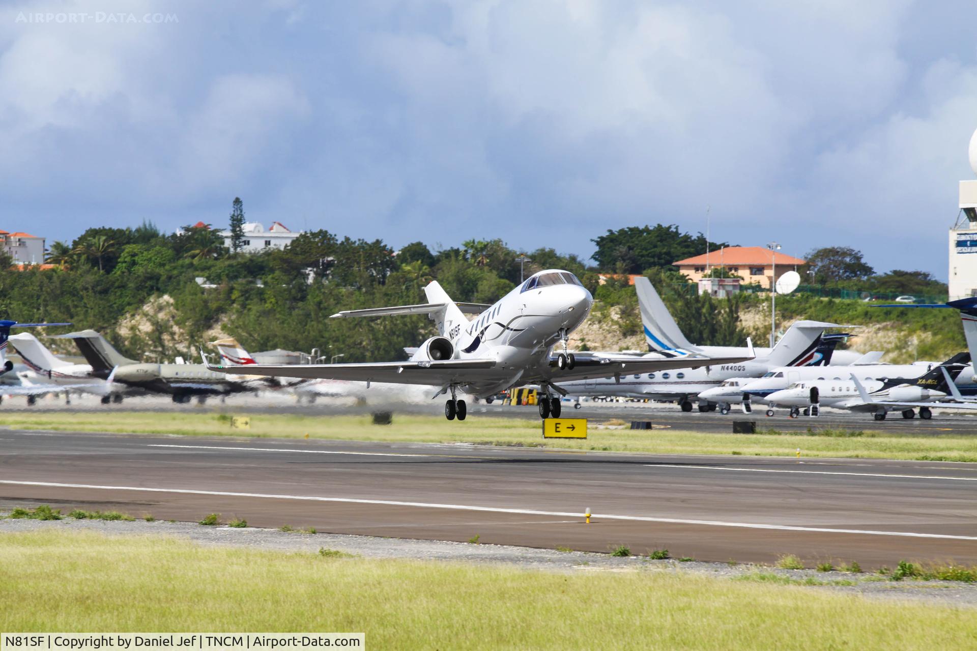 N81SF, 2001 Raytheon Hawker 800XP C/N 258531, N81SF