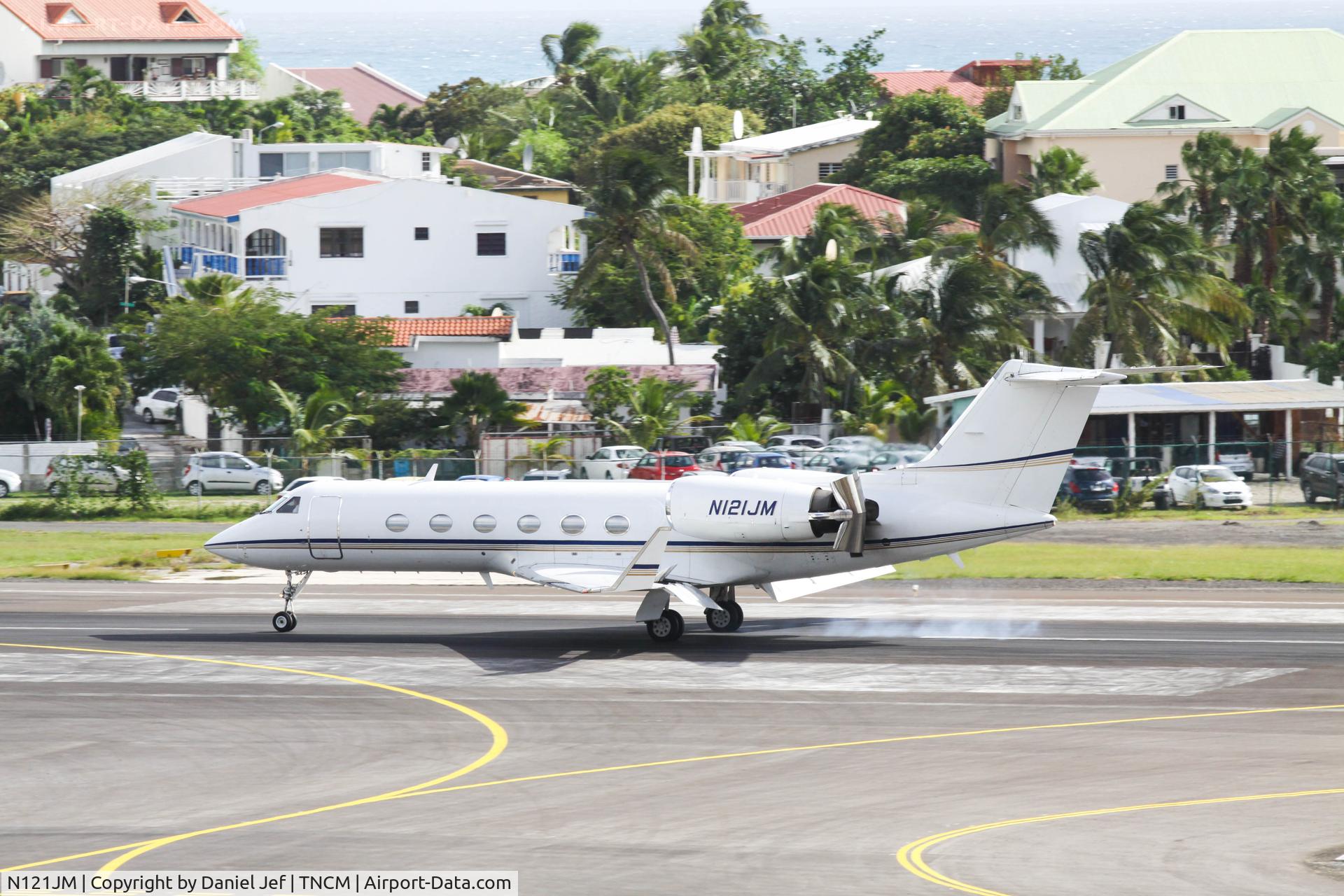 N121JM, 2000 Gulfstream Aerospace G-IV C/N 1399, N121JM