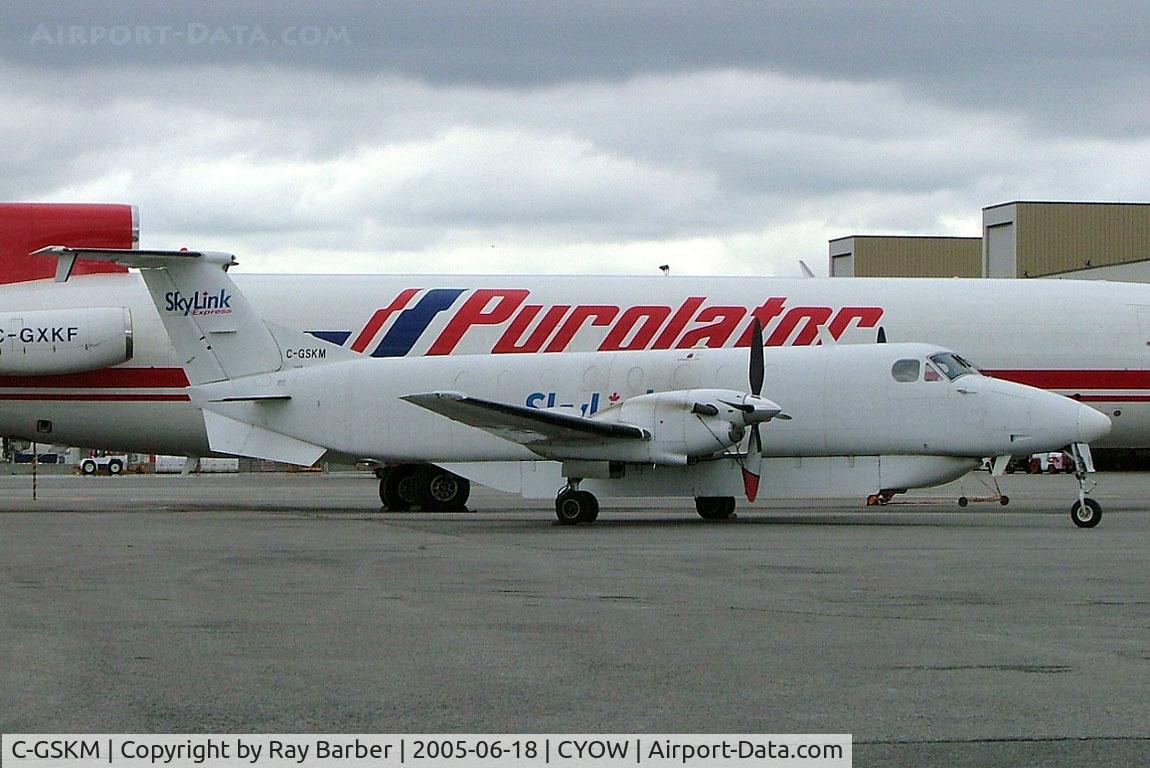 C-GSKM, 1984 Beech 1900C C/N UB-21, Beech 1900C [UB-21] (Skylink Express) Ottawa-Macdonald Cartier International~C 18/06/2005