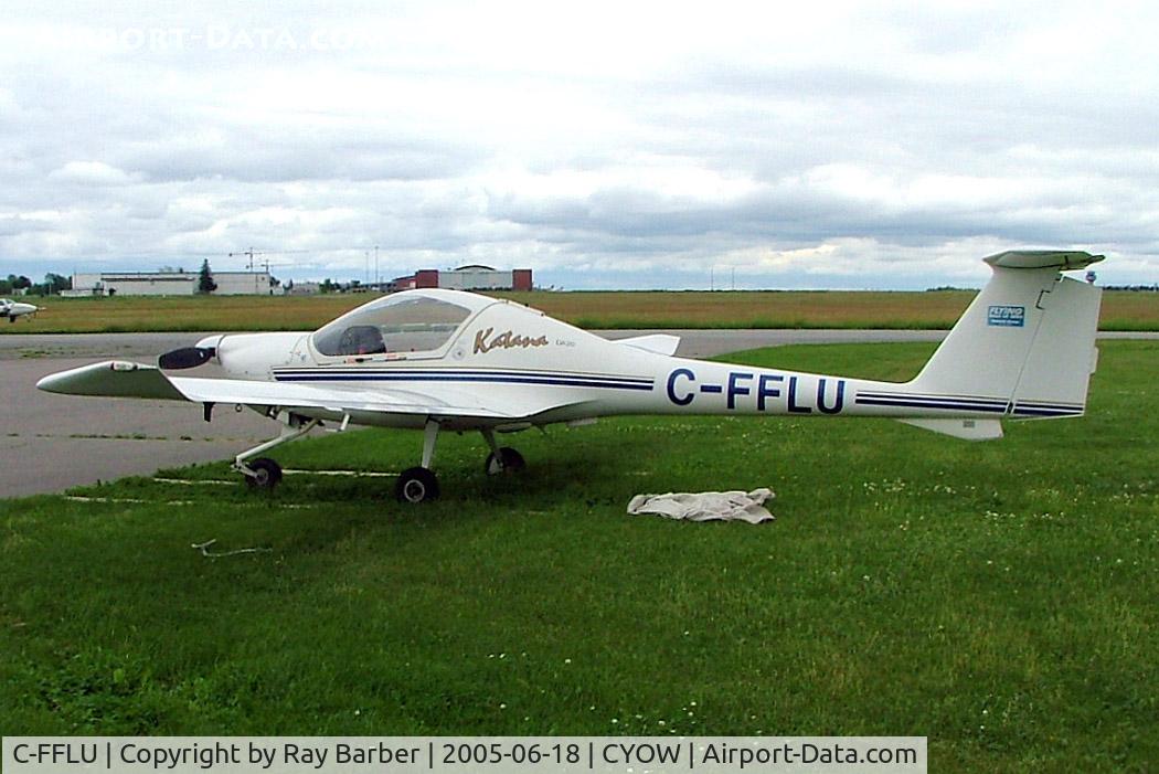 C-FFLU, 1995 Diamond DA-20A-1 Katana C/N 10015, Diamond DA.20-A1 Katana [10015] Ottawa-Macdonald Cartier International~C 18/06/2005