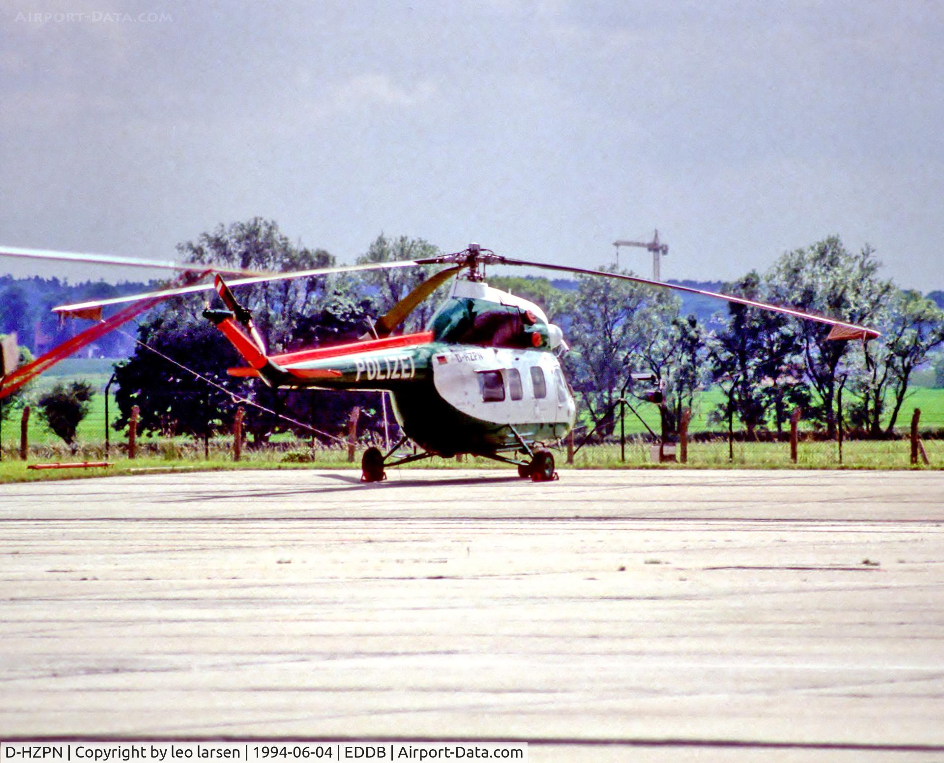 D-HZPN, 1973 WSK Swidnik Mi-2 C/N 562817043, Berlin ILA 4.6.94