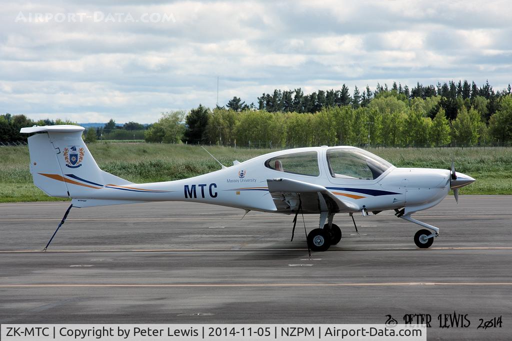 ZK-MTC, 2008 Diamond DA-40 Diamond Star C/N 40.942, Massey University School of Aviation, Palmerston North