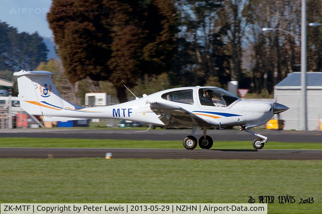 ZK-MTF, Diamond DA-40 Diamond Star C/N 40.989, Massey University School of Aviation, Palmerston North