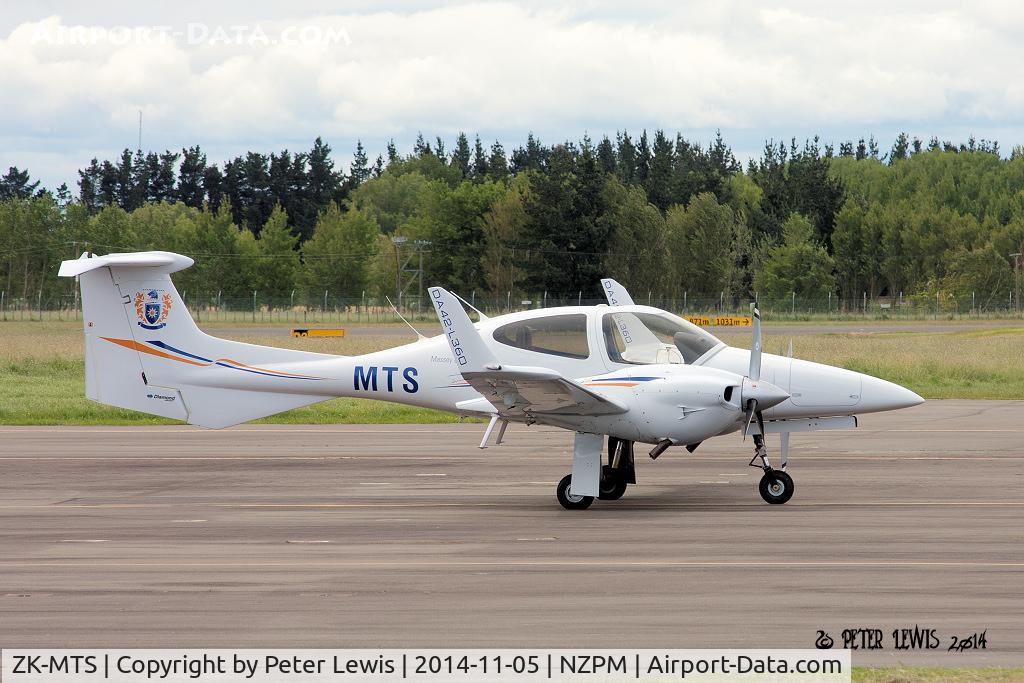 ZK-MTS, Diamond DA-42 Twin Star C/N 42.151, Massey University School of Aviation, Palmerston North