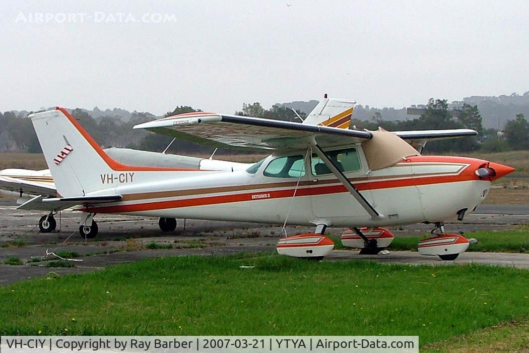 VH-CIY, 1980 Cessna 172P C/N 17274321, Cessna 172P Skyhawk [172-74321] Tyabb~VH 21/03/2007