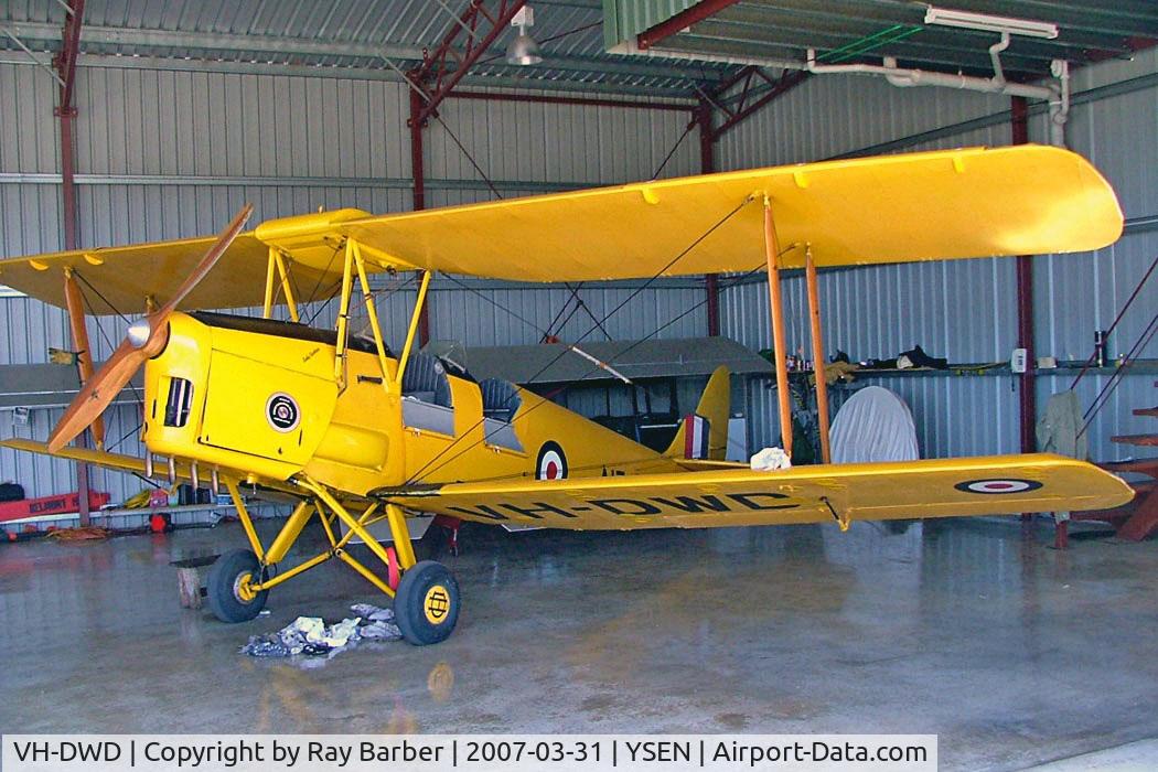 VH-DWD, 1940 De Havilland Australia DH-82A Tiger Moth C/N DHA202, De Havilland DH.82A Tiger Moth [DHA202] Serpentine~VH 30/03/2007