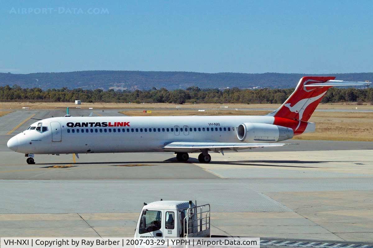VH-NXI, 1999 Boeing 717-2K9 C/N 55054, Boeing 717-2K9 [55054] (QANTASlink) Perth Int'l~VH 29/03/2007