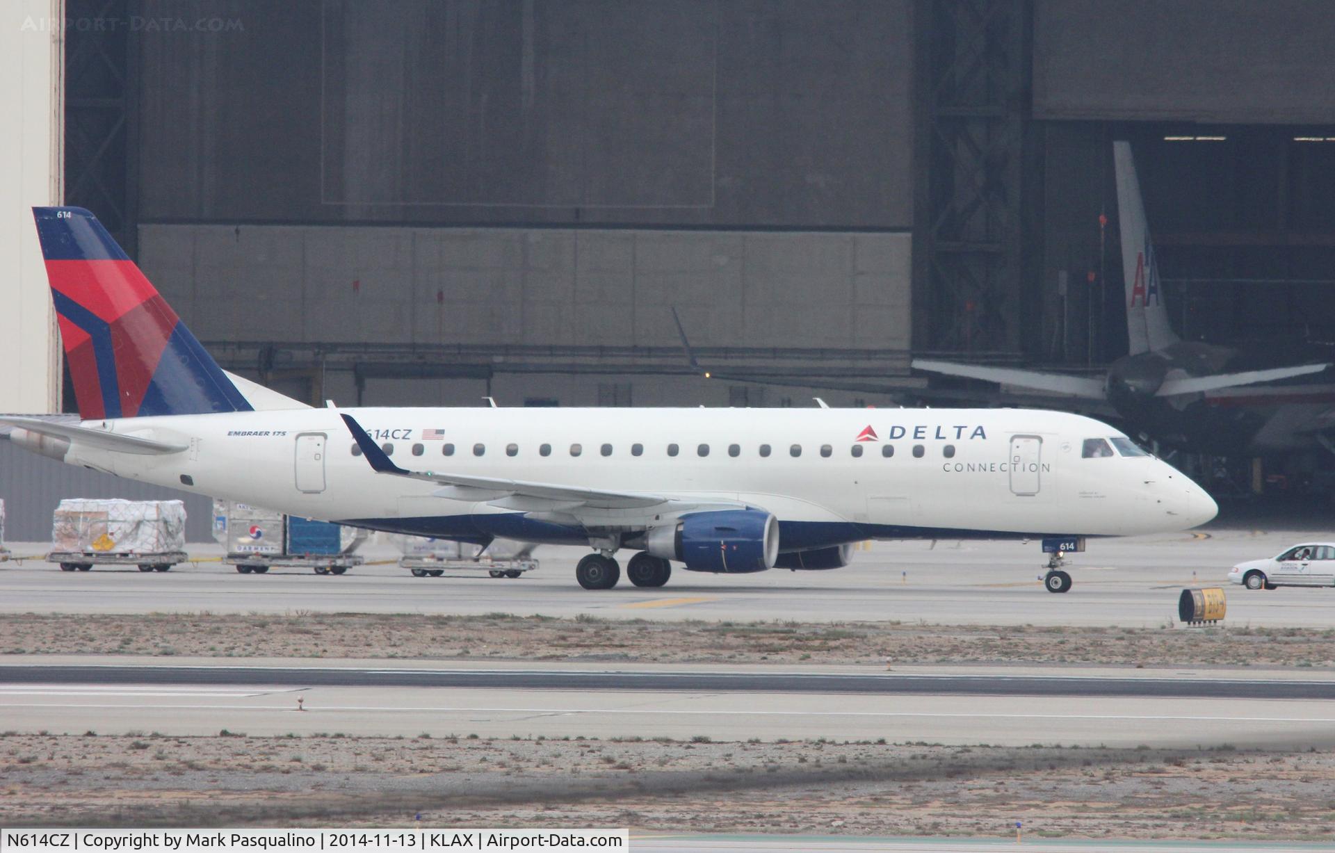 N614CZ, 2008 Embraer 175LR (ERJ-170-200LR) C/N 17000205, ERJ 170-200 LR