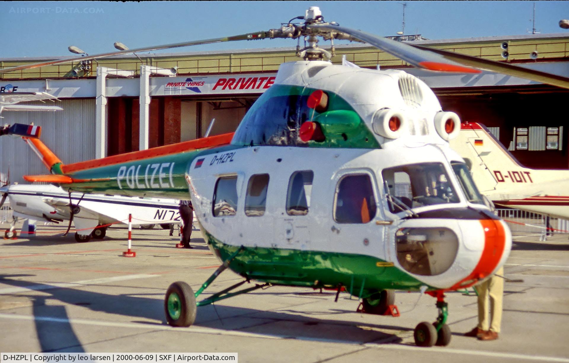 D-HZPL, Mil Mi-2 C/N 569342085, Berlin ILA 9.6.00