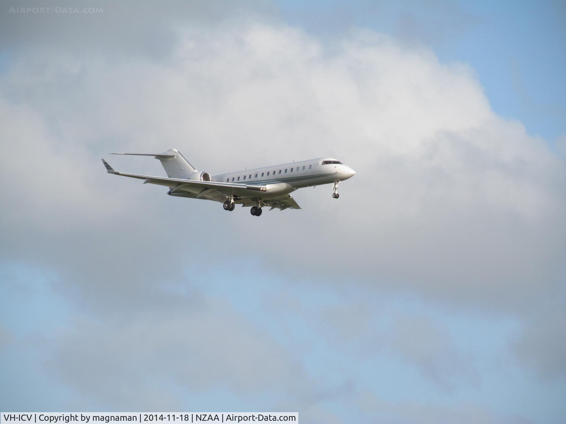 VH-ICV, 2010 Bombardier BD-700-1A10 Global Express C/N 9393, on finals to AKL (queenstown diversion)
