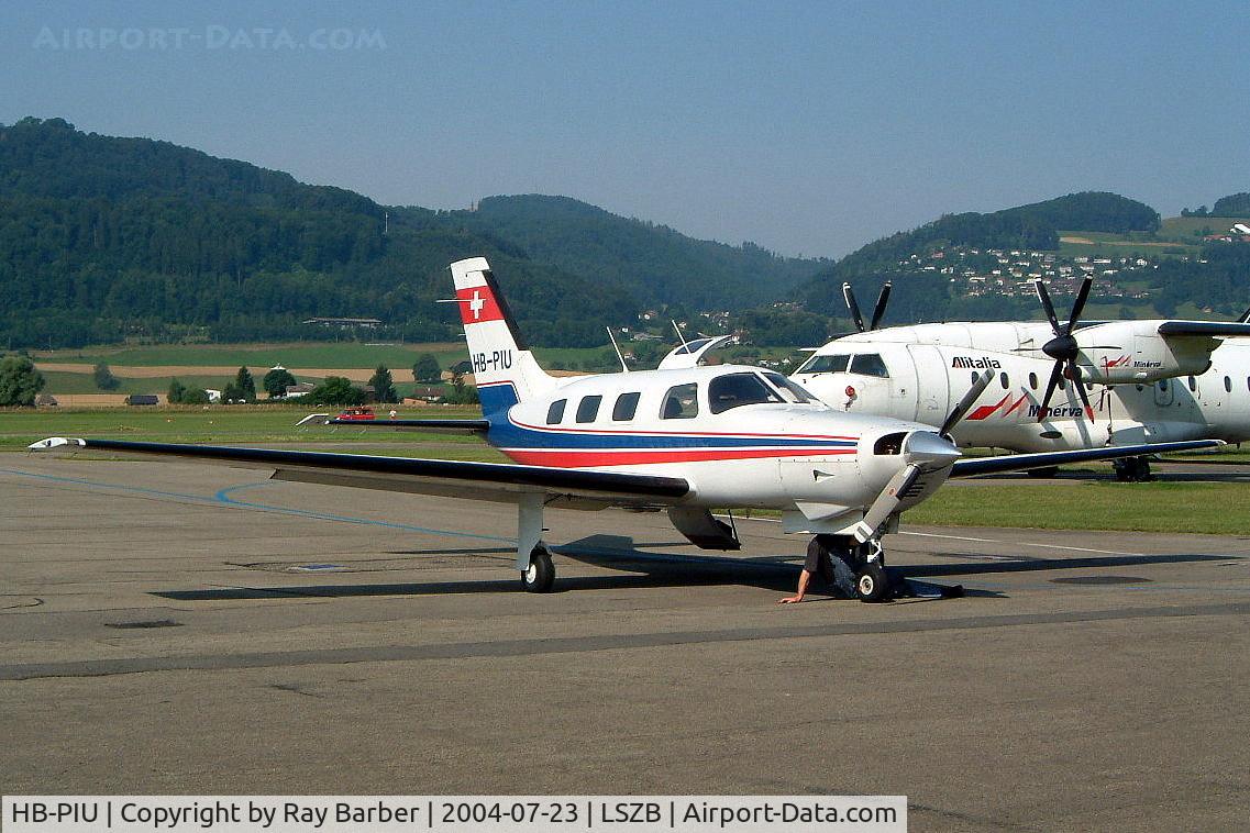 HB-PIU, 1986 Piper PA-46-310P Malibu C/N 46-8608047, Piper PA-46-310P Malibu [46-8608047] Bern Belp~HB 23/07/2004
