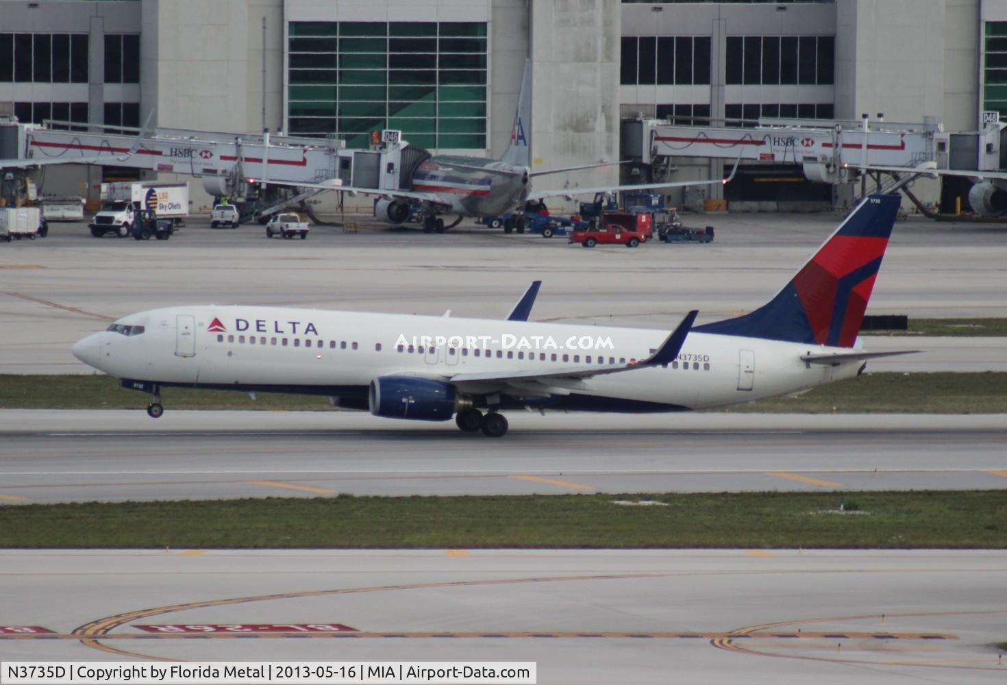 N3735D, 2000 Boeing 737-832 C/N 30381, Delta 737-800
