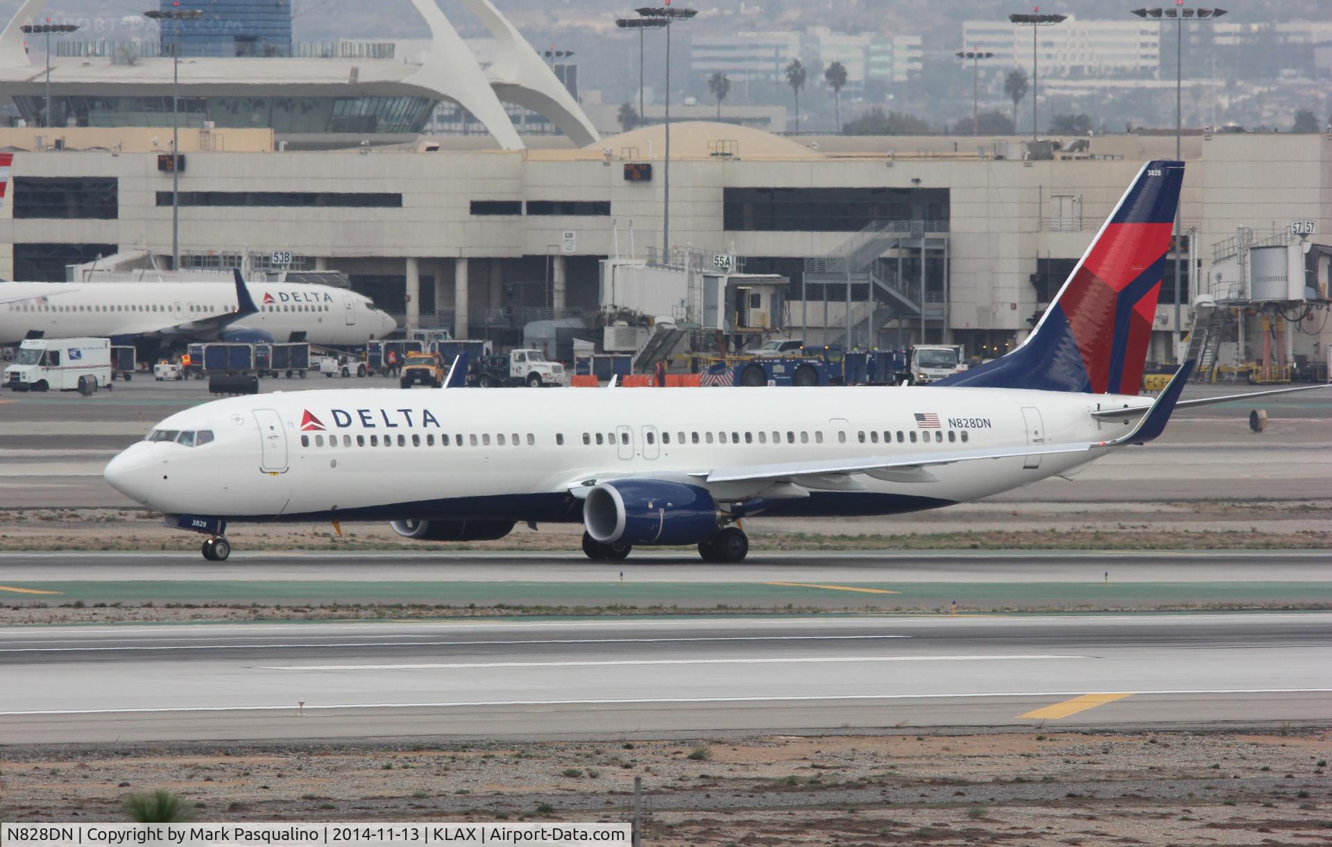 N828DN, 2014 Boeing 737-932/ER C/N 31939, Boeing 737-900ER