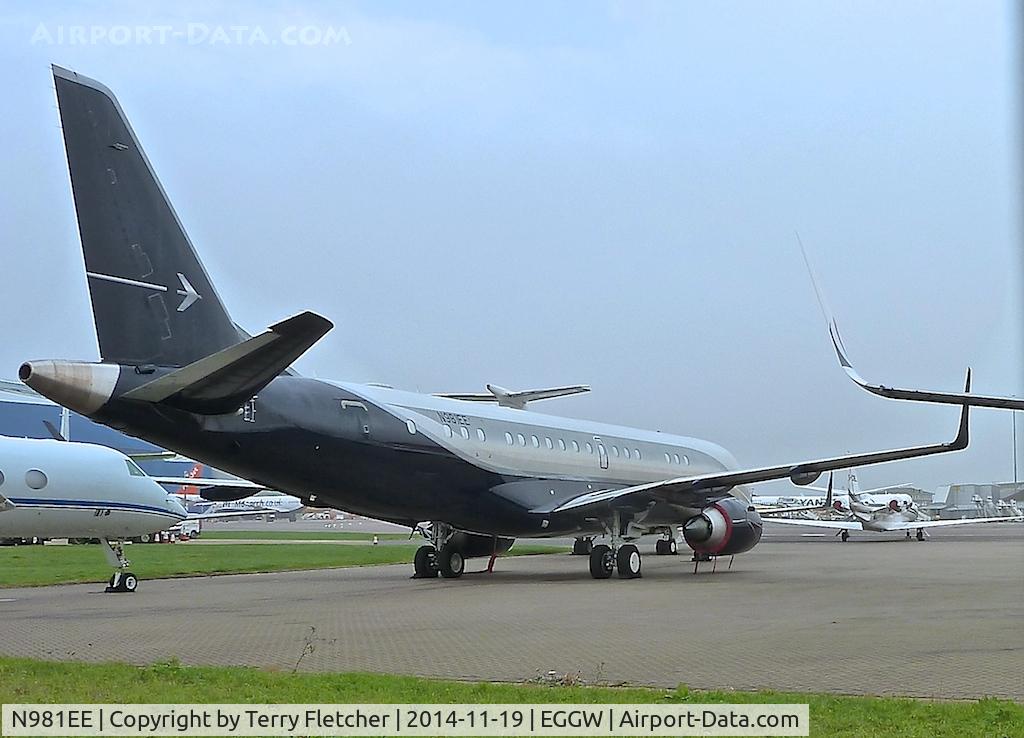 N981EE, 2013 Embraer ERJ-190-100ECJ Lineage 1000 C/N 19000559, 2013 Embraer Lineage 1000 (ERJ-190-100 ECJ), c/n: 19000559 at Luton