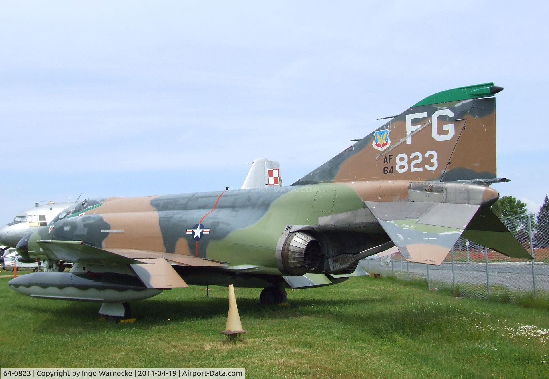 64-0823, 1964 McDonnell F-4C Phantom II C/N 1157, McDonnell F-4C Phantom II at the Pacific Coast Air Museum, Santa Rosa CA