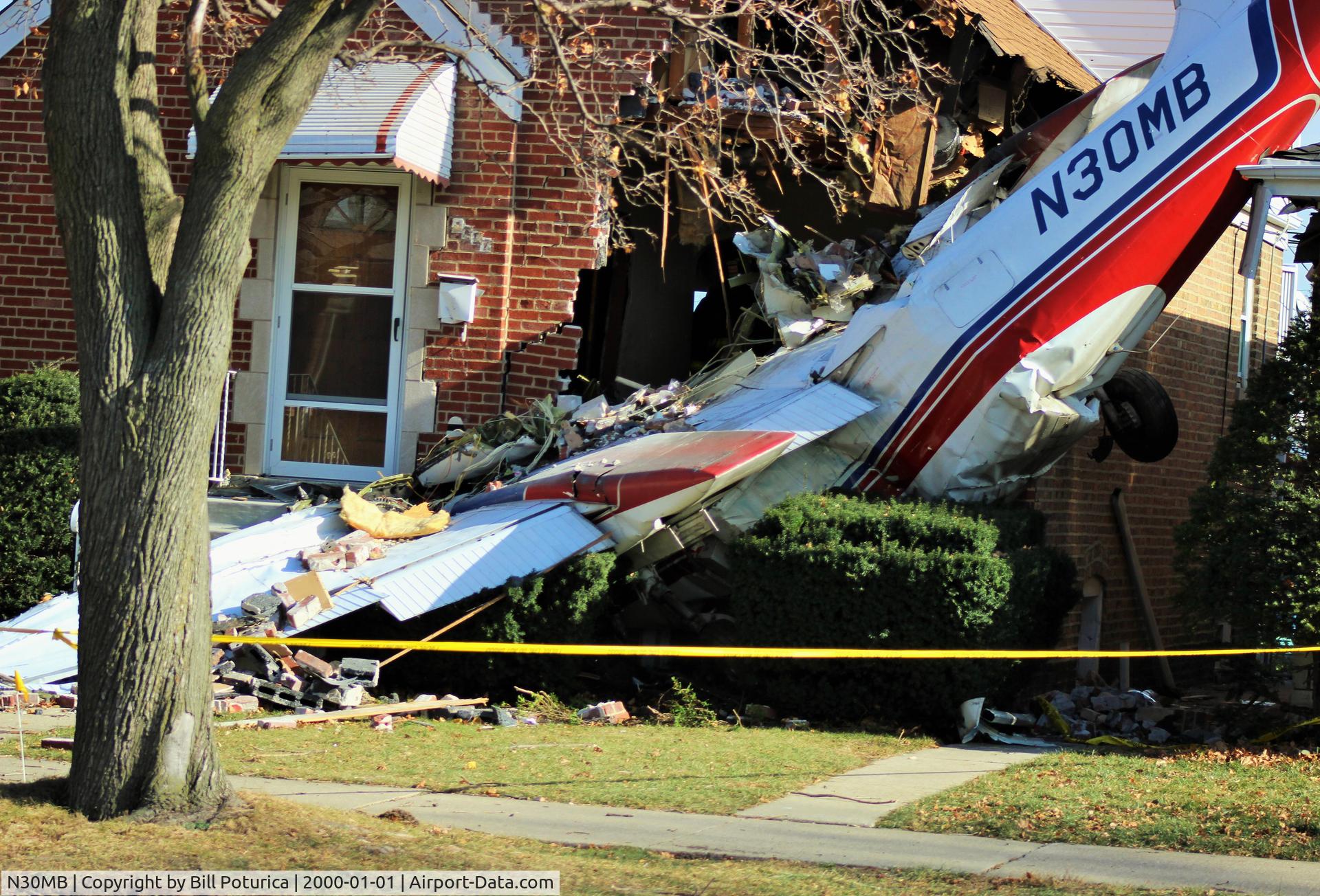 N30MB, 1964 Aero Commander 500-B C/N 1453-160, 1964 Aero Commander 500-B crash just short of 31C near Chicago Midway, 11/18/14.